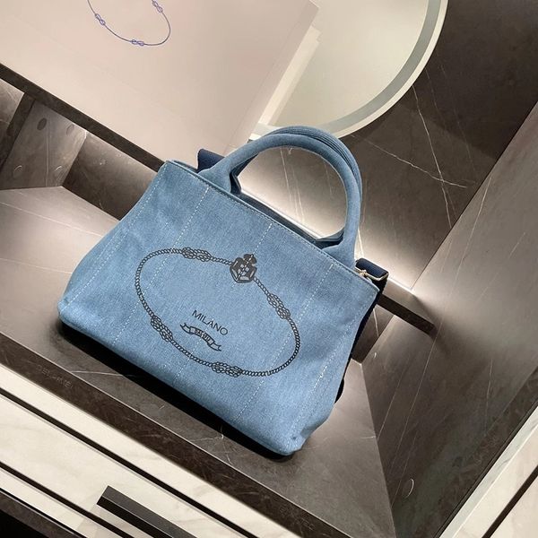 designer women shopping bags lamb like fabric canvas fluffy fur bear handbags large capacity soft cute totes bag
designer women shopping bags lamb like fabric canvas fluffy fur bear handbags large capacity soft cute totes bag