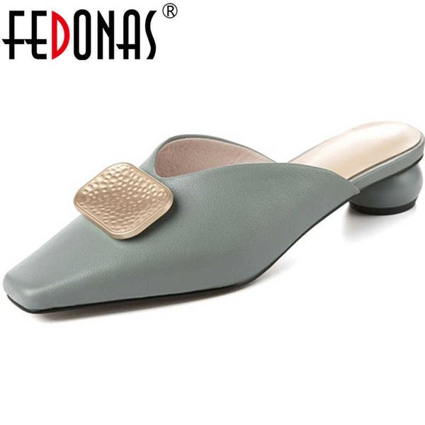 metal decorations women genuine leather shoes woman thick heels sandals fashion close toe summer slippers ladies 210528, Black
metal decorations women genuine leather shoes woman thick heels sandals fashion close toe summer slippers ladies 210528, Black