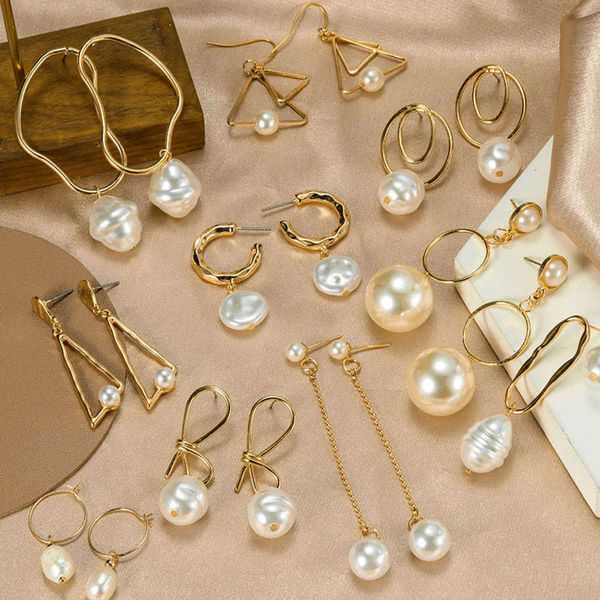 korean round geometric gold dangle pearl earrings for women 2021 trend jewelry, Golden
korean round geometric gold dangle pearl earrings for women 2021 trend jewelry, Golden