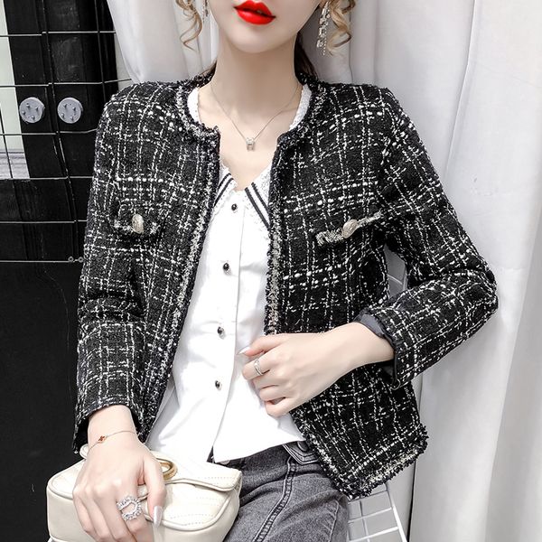 2021 new autumn korean women plaid tweed jacket coat small fragrance long sleeve elegant short jackets vintage outerwear 9k17, Black;brown
2021 new autumn korean women plaid tweed jacket coat small fragrance long sleeve elegant short jackets vintage outerwear 9k17, Black;brown