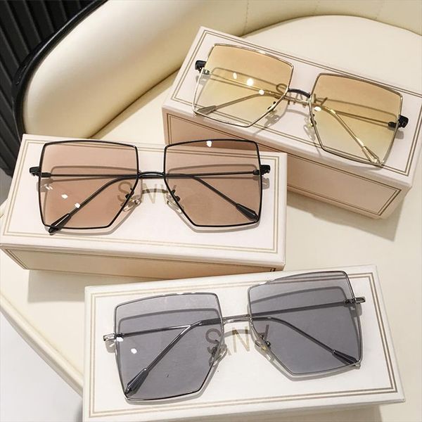 mswomen classic eyewear female oversize sunglasses original brand designer men pierced sun glasses fashion uv400, White;black
mswomen classic eyewear female oversize sunglasses original brand designer men pierced sun glasses fashion uv400, White;black