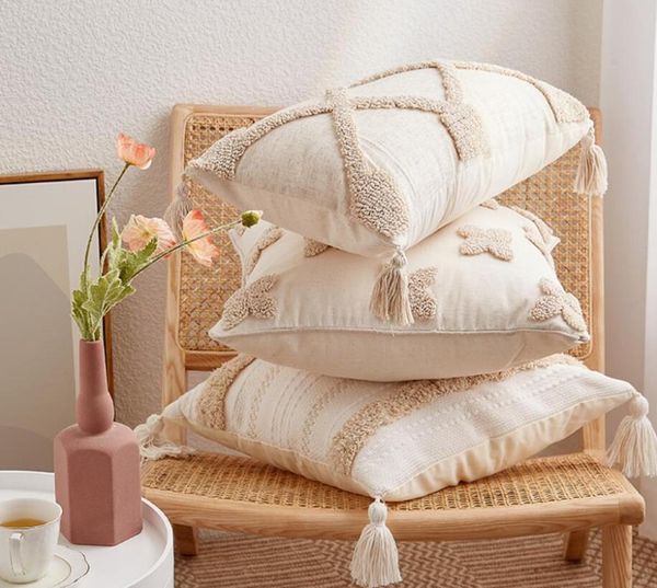 cushion/decorative pillow tufted pillowcase moroccan sofa modern homestay designer solid color cushion cover
cushion/decorative pillow tufted pillowcase moroccan sofa modern homestay designer solid color cushion cover