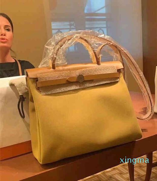 handbags designer real leather canvas bag single shoulder messenger bag
handbags designer real leather canvas bag single shoulder messenger bag