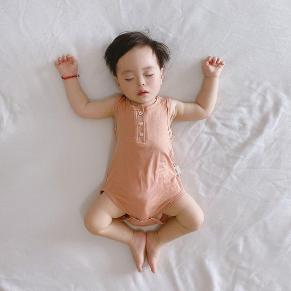 rompers o neck modal bodysuit baby romper one-pieces boy infant playsuits summer sleeveless born girl short clothes home, Blue
rompers o neck modal bodysuit baby romper one-pieces boy infant playsuits summer sleeveless born girl short clothes home, Blue