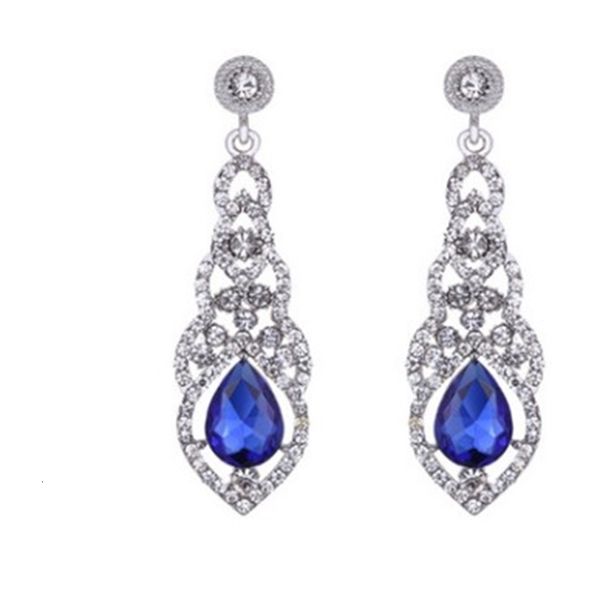 noble low price wholesale 2pcs/lots diamond crystal 925 silver random lady's earings 6 (1.7*5.8cm, Golden;silver
noble low price wholesale 2pcs/lots diamond crystal 925 silver random lady's earings 6 (1.7*5.8cm, Golden;silver