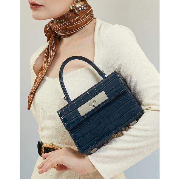 crocodile pattern box bag genuine leather women bag\handbag fashion printed female tote cowhide ladies' shoulder crossbody bag
crocodile pattern box bag genuine leather women bag\handbag fashion printed female tote cowhide ladies' shoulder crossbody bag