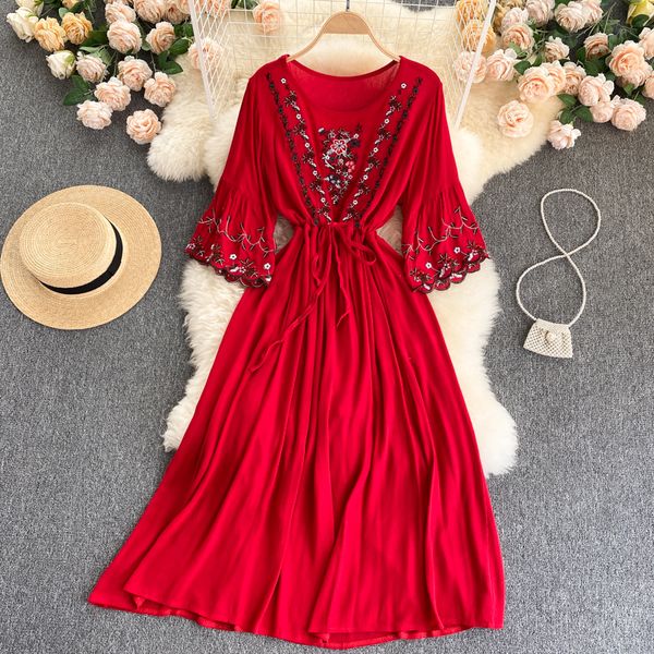 indie folk women white/blue/yellow/red embroidered midi dress spring autumn flare sleeve o-neck high waist vestidos 2021 new, Black;gray
indie folk women white/blue/yellow/red embroidered midi dress spring autumn flare sleeve o-neck high waist vestidos 2021 new, Black;gray