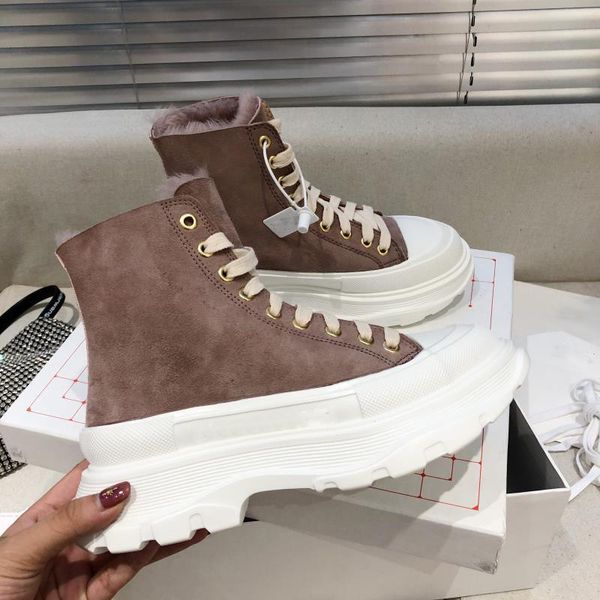 luxury designer tread slick canvas sneaker casual shoes high black white pale pink royal triple blacks leather women chaussures platform sne
luxury designer tread slick canvas sneaker casual shoes high black white pale pink royal triple blacks leather women chaussures platform sne