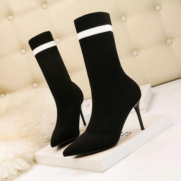 boots autumn and winter pointed bare boots, thin elastic socks high heel knitted, Black
boots autumn and winter pointed bare boots, thin elastic socks high heel knitted, Black