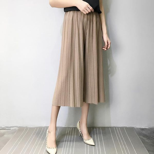 women's pants & capris summer thin pleated chiffon women crumpled loose waist female wide leg pant was fold girl, Black;white
women's pants & capris summer thin pleated chiffon women crumpled loose waist female wide leg pant was fold girl, Black;white
