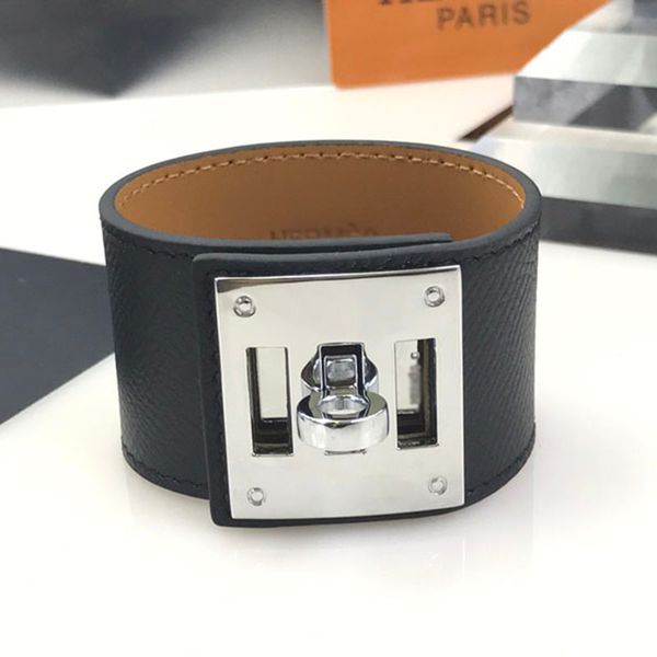 copper leather bangle designer sterling silver women and mens gold luxury jewelry charm bracelet with original box colors at lk2u, Black
copper leather bangle designer sterling silver women and mens gold luxury jewelry charm bracelet with original box colors at lk2u, Black