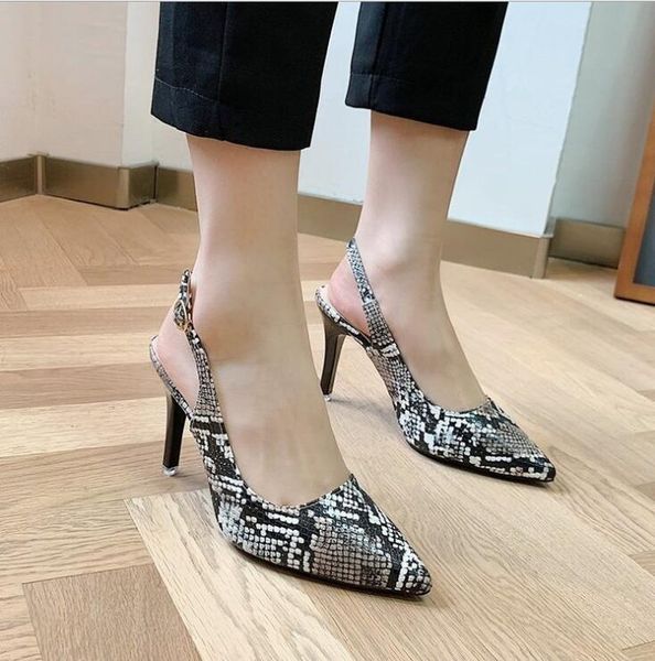 dress shoes 2021 fashion snakeskin pu leather women square high heel pumps pointed toe buckle ladies single gladiator, Black
dress shoes 2021 fashion snakeskin pu leather women square high heel pumps pointed toe buckle ladies single gladiator, Black