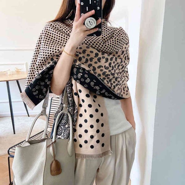 70% off design scarf women's new national style cashew flower printing imitation cashmere scarf double-sided air conditioning warm shaw, Blue;gray
70% off design scarf women's new national style cashew flower printing imitation cashmere scarf double-sided air conditioning warm shaw, Blue;gray