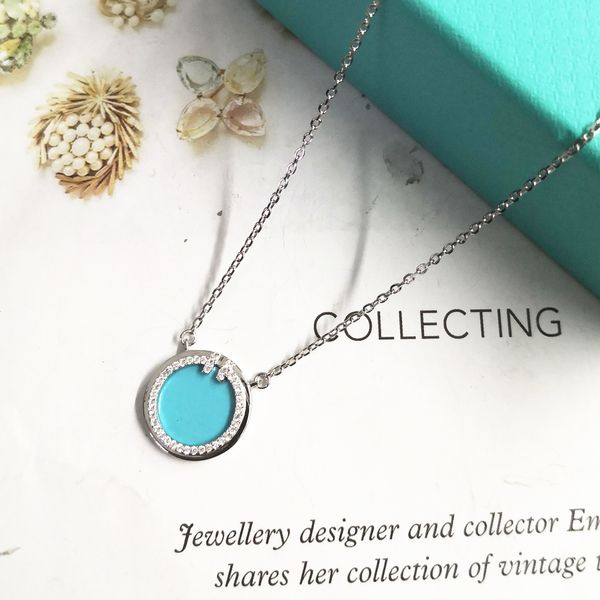 2021 ladies new s925 original round letter blue shell inlaid zircon couple sterling sier o-shaped necklace 01p3, Silver
2021 ladies new s925 original round letter blue shell inlaid zircon couple sterling sier o-shaped necklace 01p3, Silver