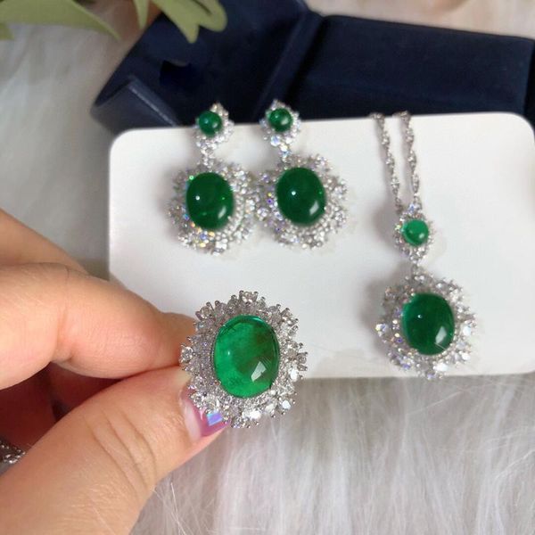 cluster rings luxury princess jewelry pure 925 sterling silver ring grandmother green stone for women party daily wedding engagement, Golden;silver
cluster rings luxury princess jewelry pure 925 sterling silver ring grandmother green stone for women party daily wedding engagement, Golden;silver