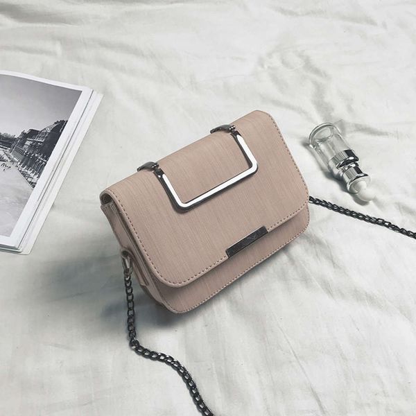 hbp women's 2021 new korean fashion chain small square versatile one shoulder messenger bag
hbp women's 2021 new korean fashion chain small square versatile one shoulder messenger bag