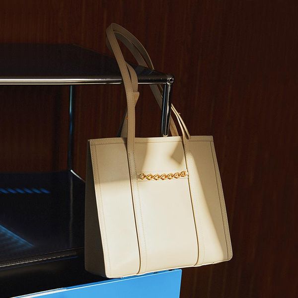evening bags la festin designer original 2021 female shoulder bag large-capacity fashion underarm handbag leather handbags for women
evening bags la festin designer original 2021 female shoulder bag large-capacity fashion underarm handbag leather handbags for women