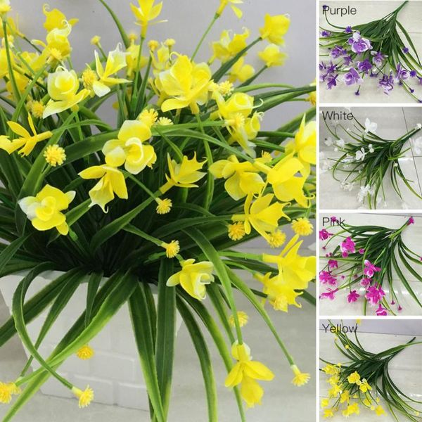 1 bunch(1 bunch=21head) artificial flowers with leaf wedding decoration simulation phalaenopsis flower home decor p20 
1 bunch(1 bunch=21head) artificial flowers with leaf wedding decoration simulation phalaenopsis flower home decor p20