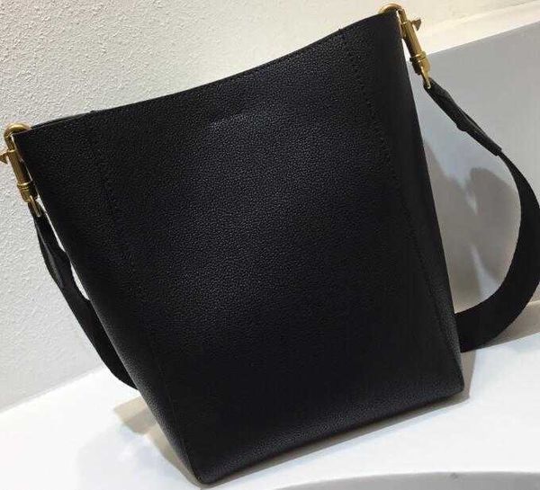designer designer cosmetic 178303 17.5cm totes cabas bucket calfskin shoulder removable strap with dust fashion bag wallets
designer designer cosmetic 178303 17.5cm totes cabas bucket calfskin shoulder removable strap with dust fashion bag wallets