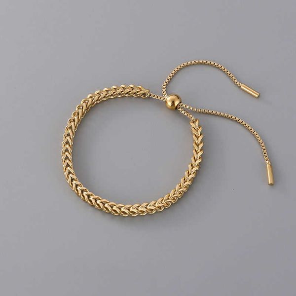 bangle womens charm bracelets luxurys digners bracelet luxury digner jewelry hight quality 8 style good, Golden;silver
bangle womens charm bracelets luxurys digners bracelet luxury digner jewelry hight quality 8 style good, Golden;silver