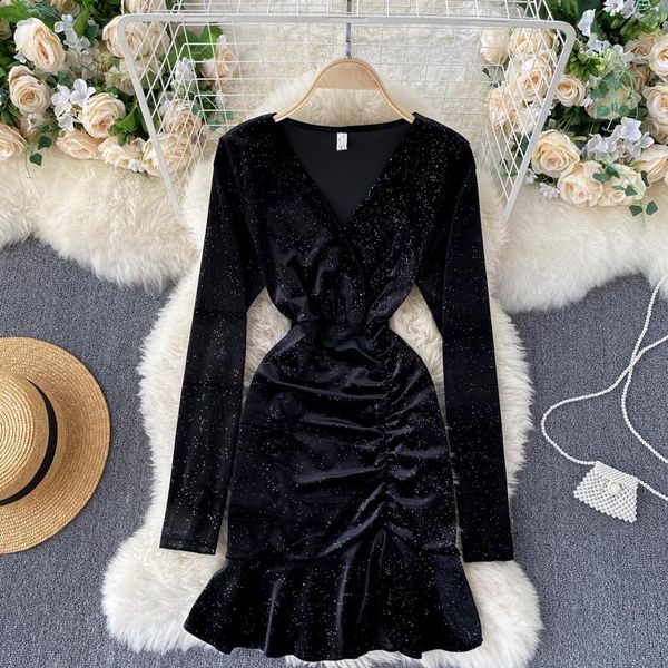 chic bling shiny women mini velvet dress trendy v-neck long sleeve ruffled elegant velvet short dress, Black;gray
chic bling shiny women mini velvet dress trendy v-neck long sleeve ruffled elegant velvet short dress, Black;gray