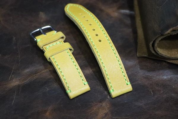watch bands 20mm handmade genuine leather strap watchband wristband bracelet yellow belt outdoor leisure vintage, Black;brown
watch bands 20mm handmade genuine leather strap watchband wristband bracelet yellow belt outdoor leisure vintage, Black;brown