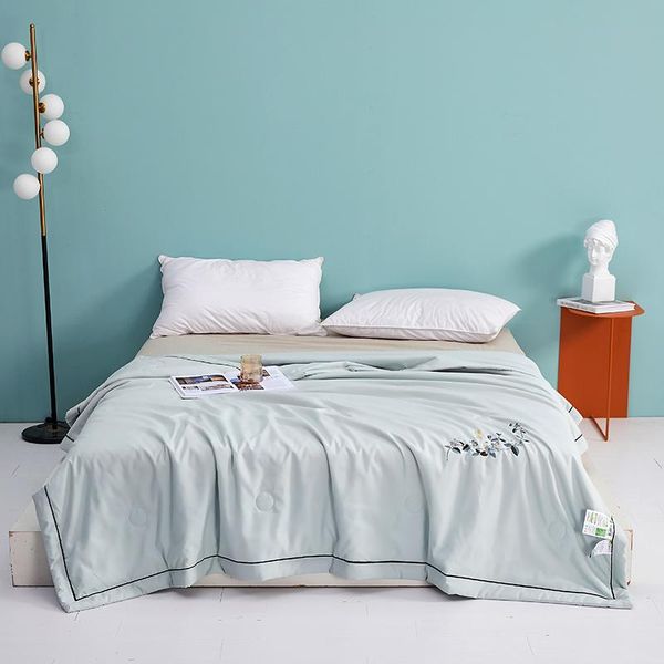 2021 summer comforter mint soybean fiber air condition quilt solid grey yellow office nap blanket home textile 200*230cm
2021 summer comforter mint soybean fiber air condition quilt solid grey yellow office nap blanket home textile 200*230cm
