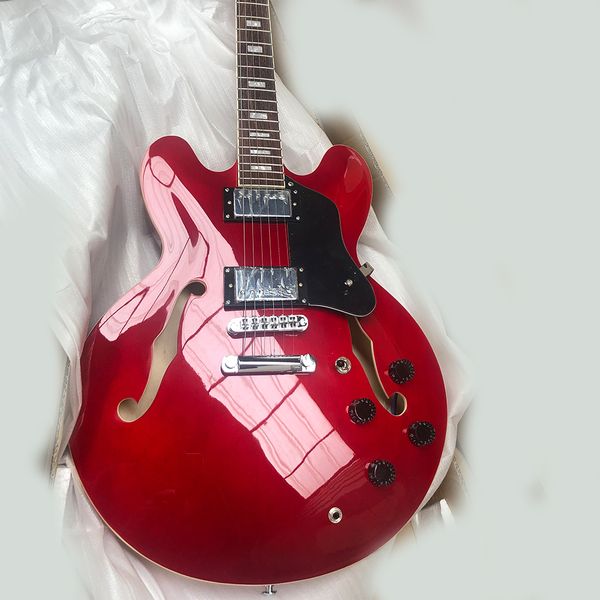 2021new arrival 6-string semi-hollow electric guitar,red paint,rosewood fingerboard,chrome-plated accessories
2021new arrival 6-string semi-hollow electric guitar,red paint,rosewood fingerboard,chrome-plated accessories