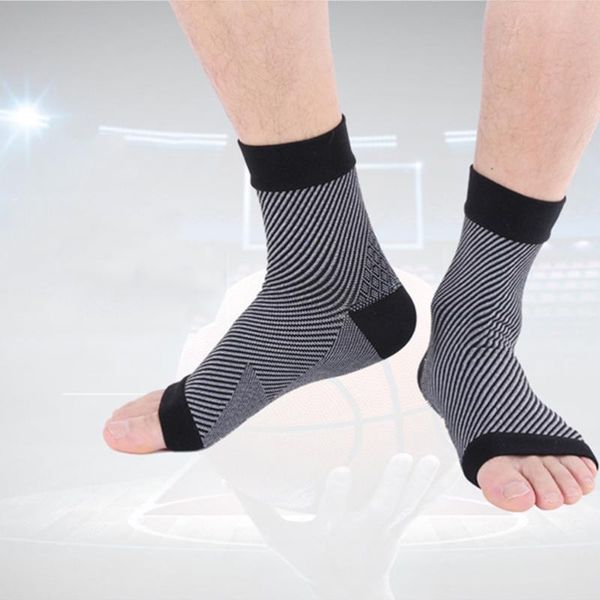 sports socks 2pairs diagonal stripes ankle foot joint protection sole fascia (black s/m below size 38)
sports socks 2pairs diagonal stripes ankle foot joint protection sole fascia (black s/m below size 38)