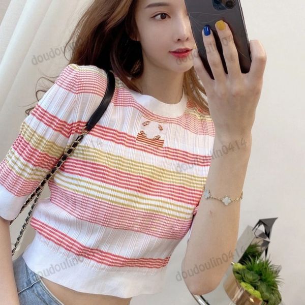 early spring 2021 new rainbow pinstripe embroidered letters high waist half sleeve knit woman, White 
early spring 2021 new rainbow pinstripe embroidered letters high waist half sleeve knit woman, White