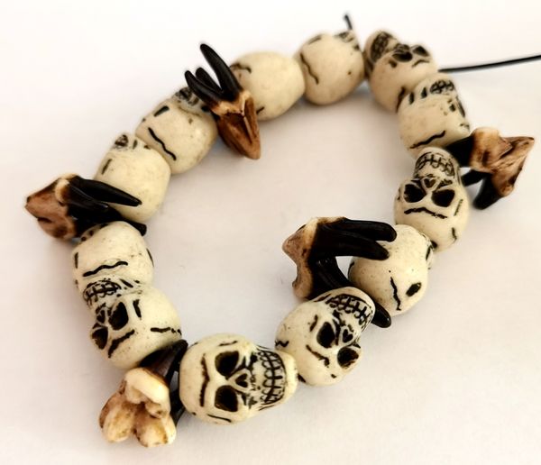 gothic punk bracelet satanic devil skull tooth vintage steampunk men's hiphop motorcycle rock biker jewelry, Black
gothic punk bracelet satanic devil skull tooth vintage steampunk men's hiphop motorcycle rock biker jewelry, Black