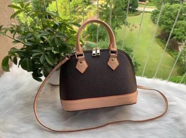 2021 with lock + tag alma bb fashion women shoulder bags chain messenger bag leather handbags shell wallet purse ladies cosmetic crossbody b
2021 with lock + tag alma bb fashion women shoulder bags chain messenger bag leather handbags shell wallet purse ladies cosmetic crossbody b