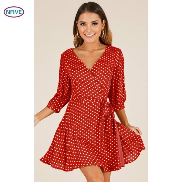 casual dresses nfive brand 2021 women slim short fashion european american summer v collar vestidos wave point printing bandage dress, Black;gray
casual dresses nfive brand 2021 women slim short fashion european american summer v collar vestidos wave point printing bandage dress, Black;gray