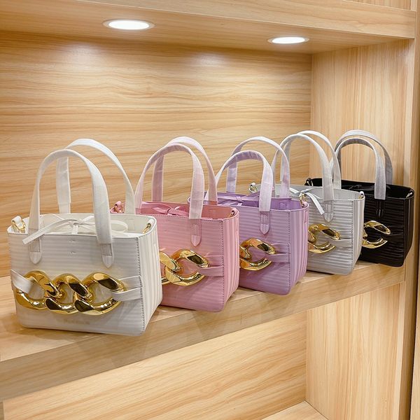 striped small tote shoulder bag gold thick chain design women handbag casual elegant shopping messenger bags rectangular basket shape purse
striped small tote shoulder bag gold thick chain design women handbag casual elegant shopping messenger bags rectangular basket shape purse