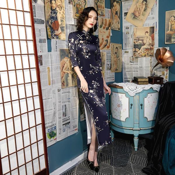 navy blue 4xl chinese long clothes cheongsam ladies silk dress modern qipao long sleeve chinese traditional dress vestido robe, Red
navy blue 4xl chinese long clothes cheongsam ladies silk dress modern qipao long sleeve chinese traditional dress vestido robe, Red