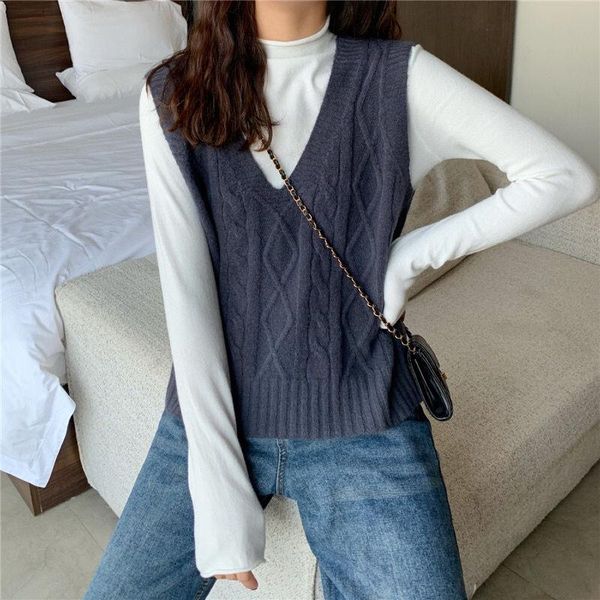 women's vests 2021 women solid loose sleeveless knitted vest v-neck all-match female simple casual outwear ladies coat pullovers h459, Black;white
women's vests 2021 women solid loose sleeveless knitted vest v-neck all-match female simple casual outwear ladies coat pullovers h459, Black;white