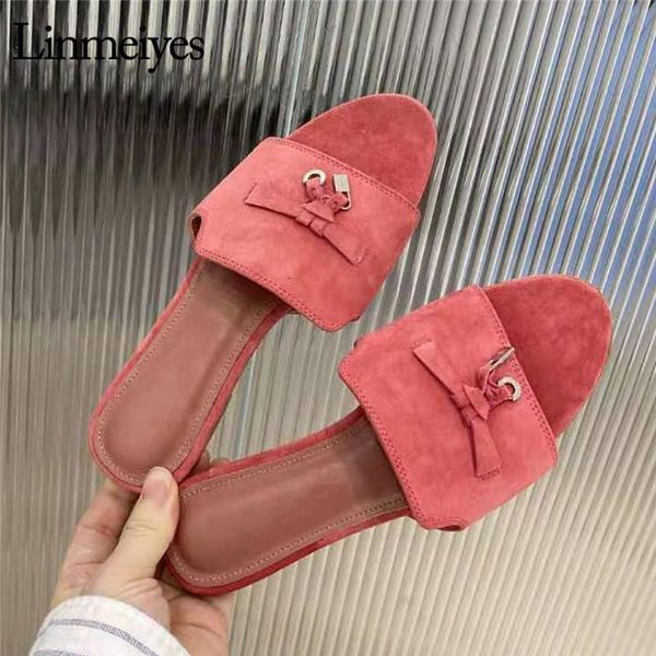 slippers high-quality women suede metal lock flat mules shoes woman outwear slides female loafers designer brand, Black
slippers high-quality women suede metal lock flat mules shoes woman outwear slides female loafers designer brand, Black
