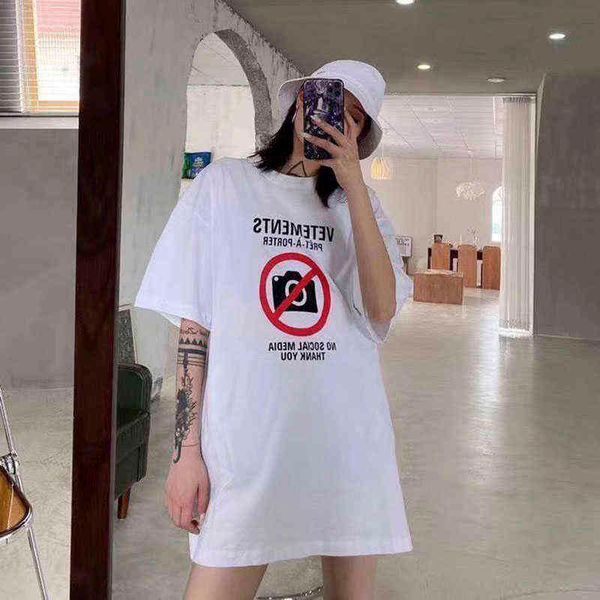 vetementst-shirt high-quality banned p slogan letters for men women loose casual short-sleeved shirt g1207, White;black
vetementst-shirt high-quality banned p slogan letters for men women loose casual short-sleeved shirt g1207, White;black