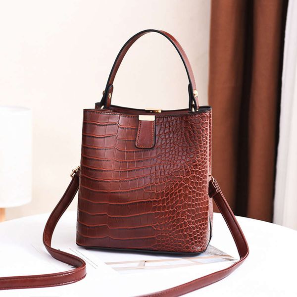 hbp 2021 spring and summer new fashion bucket korean version female stone pattern portable one shoulder messenger fairy bag
hbp 2021 spring and summer new fashion bucket korean version female stone pattern portable one shoulder messenger fairy bag