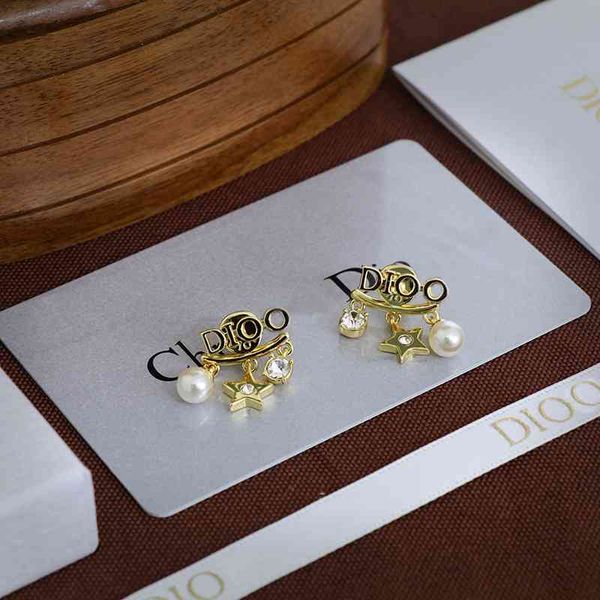 earrings fashion luxury designer jewelry d family tassel pearl cd letter, Golden
earrings fashion luxury designer jewelry d family tassel pearl cd letter, Golden