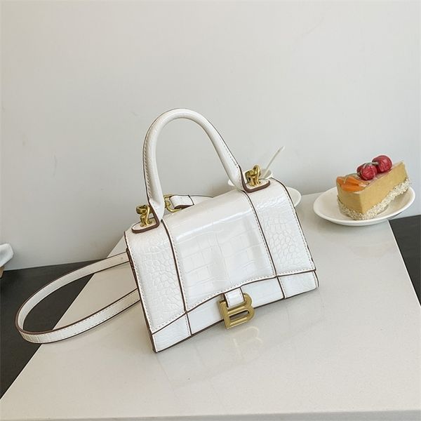 outlet sale 80% off bag women's bag 2022 new korean fashion letter pu handbag casual and versatile one shoulder messenger s rl1s
outlet sale 80% off bag women's bag 2022 new korean fashion letter pu handbag casual and versatile one shoulder messenger s rl1s