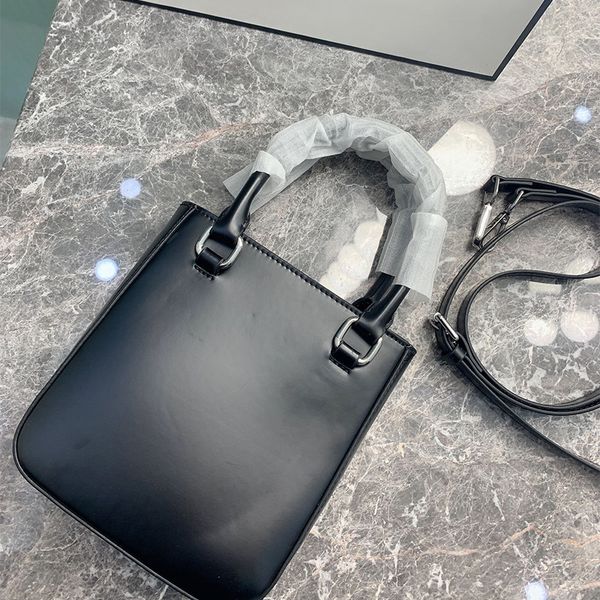 small leather tote bag luxury mini handbags designers crossbody single shouder women change purses black white handbag high quality
small leather tote bag luxury mini handbags designers crossbody single shouder women change purses black white handbag high quality