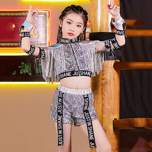 2021 new hip hop dance costumes childrens jazz silver sequin tassel fashion clothes stage performance outfit girls modern wear, Black;red
2021 new hip hop dance costumes childrens jazz silver sequin tassel fashion clothes stage performance outfit girls modern wear, Black;red