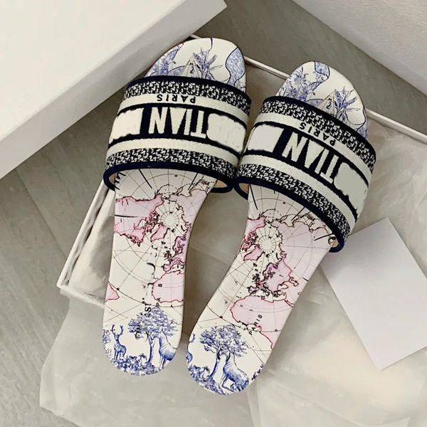 slippers sandals d family embroidered sandals 2021 new letter printing casual flat bottom one line slippers for women zly zly, Black
slippers sandals d family embroidered sandals 2021 new letter printing casual flat bottom one line slippers for women zly zly, Black
