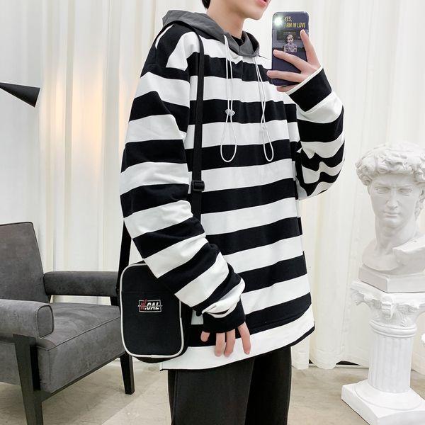 2021 new men hooded sweatshirt mens fashion stripe wild comfortable hoodies male o neck casual sweatshirts streetwear p7p0, Black
2021 new men hooded sweatshirt mens fashion stripe wild comfortable hoodies male o neck casual sweatshirts streetwear p7p0, Black