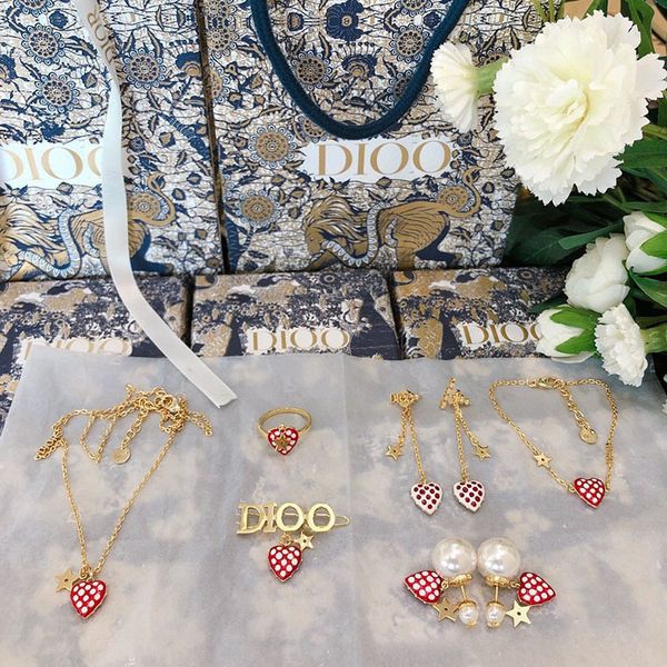 designer jewellery earrings womenfamily new asymmetric pearl earrings necklace bracelet hairpin ring drop wax heart-shaped suit, Golden
designer jewellery earrings womenfamily new asymmetric pearl earrings necklace bracelet hairpin ring drop wax heart-shaped suit, Golden