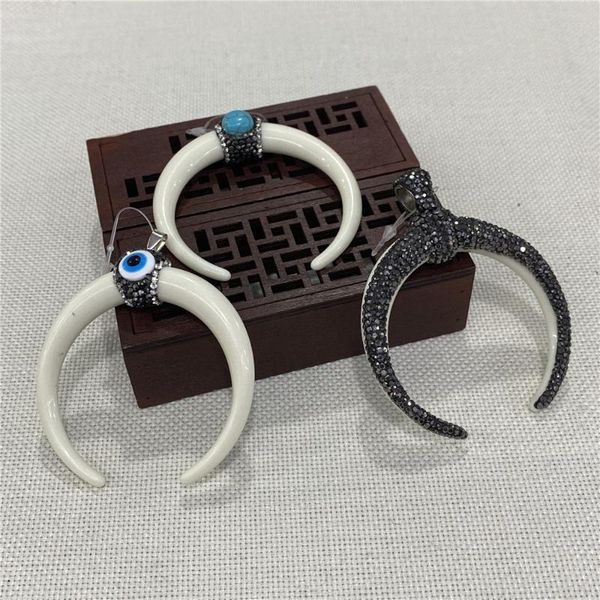 charms resin pendant moon shape white diamond sticker charm suitable for handmade fashion jewelry holiday gift wholesale, Bronze;silver
charms resin pendant moon shape white diamond sticker charm suitable for handmade fashion jewelry holiday gift wholesale, Bronze;silver