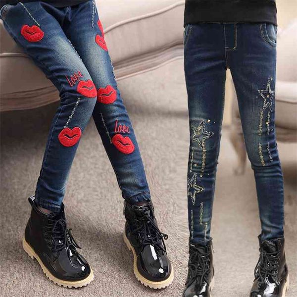 cute star kids jeans spring toddler girls denim trousers red lip pants cotton overalls for big skinny pencil 3-16t 210622, Blue
cute star kids jeans spring toddler girls denim trousers red lip pants cotton overalls for big skinny pencil 3-16t 210622, Blue