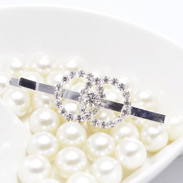 rhinestone hairpin exquisite one character clip flower edge clip, Golden;silver
rhinestone hairpin exquisite one character clip flower edge clip, Golden;silver