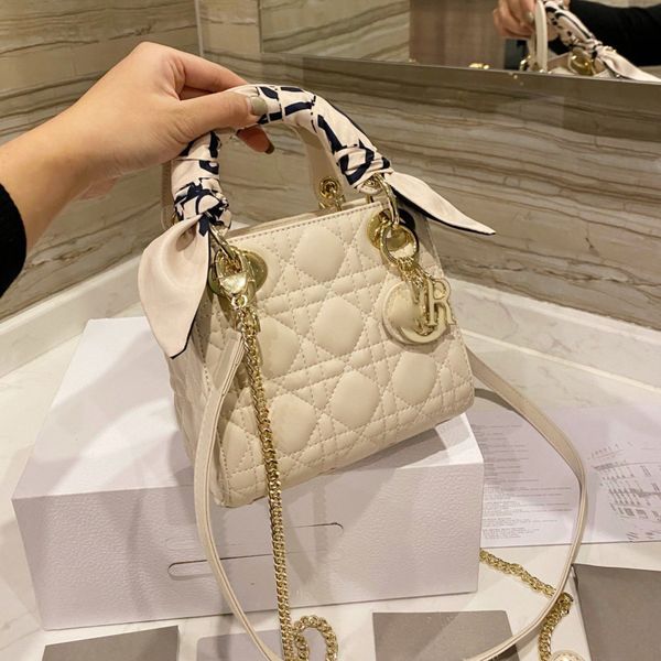 multi pochette bag onthego mini bags d family's franc letter pendant lattice princess high version sheepskin lady style wom zhouzhoubao
multi pochette bag onthego mini bags d family's franc letter pendant lattice princess high version sheepskin lady style wom zhouzhoubao